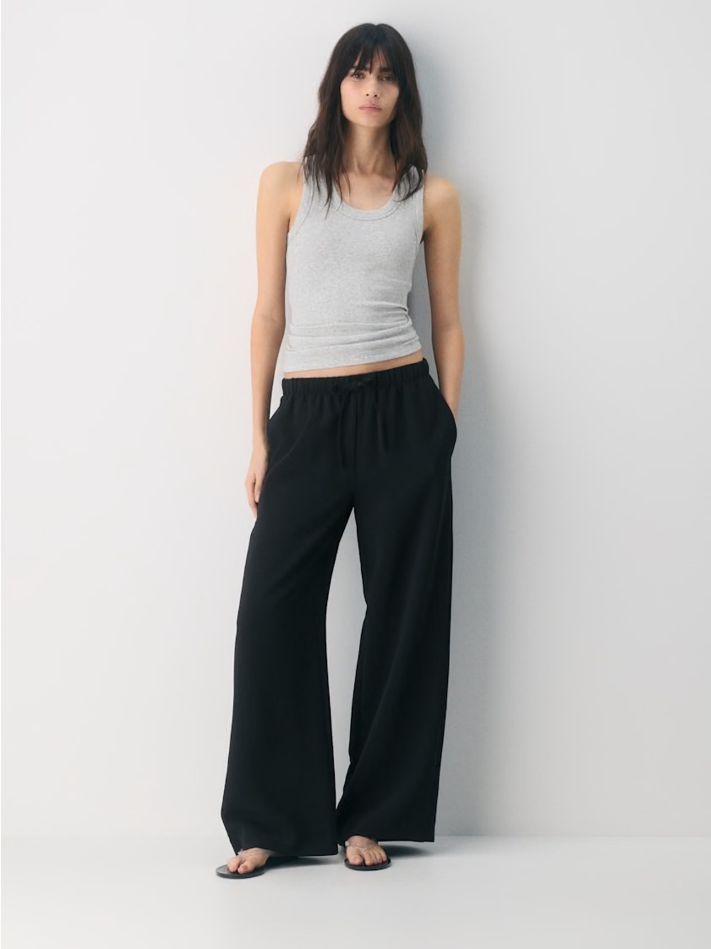 Aritzia lodge Pants in Black